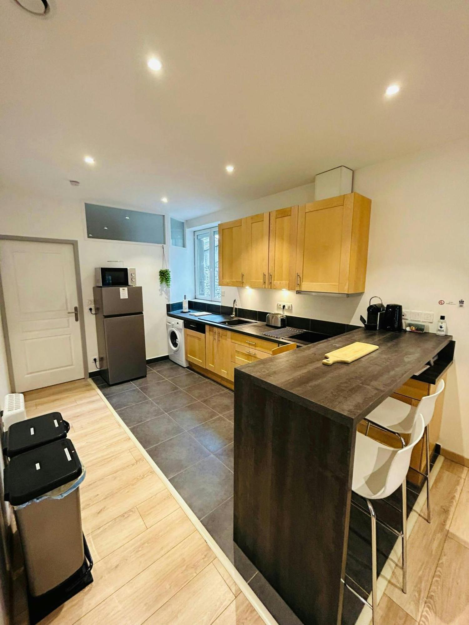 L'Etape Des Sacres Apartment Reims Exterior photo